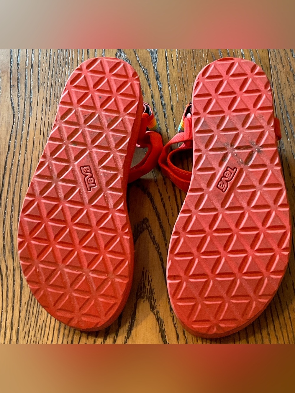 Teva X Polaroid Bright Orange / Rainbow Sport Sandals. Size 7 - Picture 10 of 10
